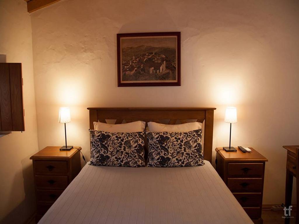 Estalagem De Marvao Bed & Breakfast Phòng bức ảnh